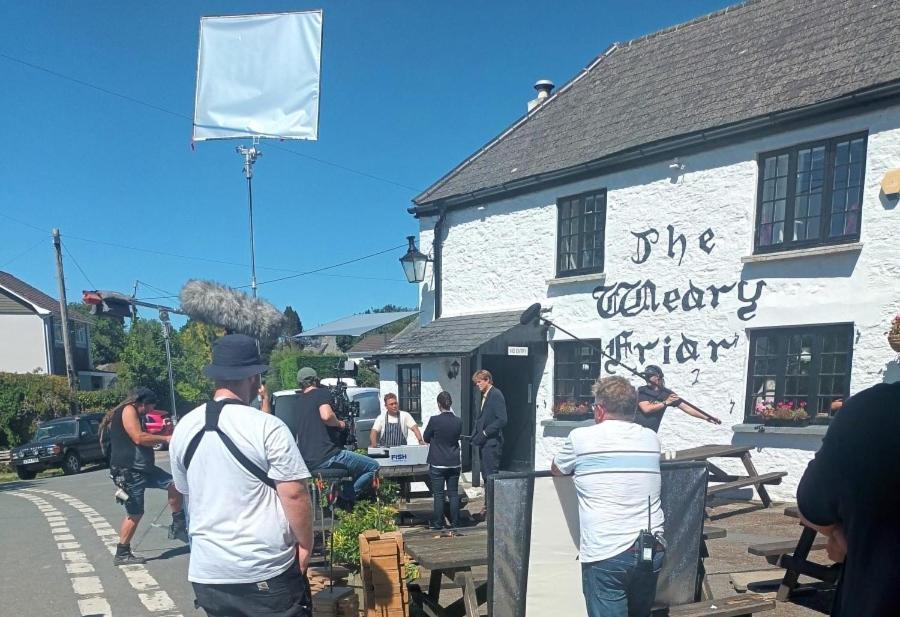 The Weary Friar Inn Pillaton エクステリア 写真